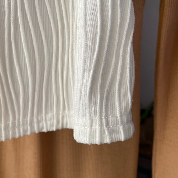 SHEIN DAZY BLOUSE - Picture 5 of 15